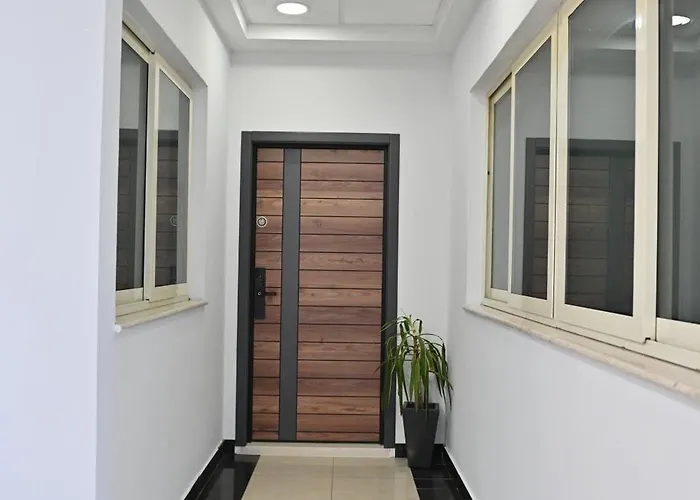 Galerias 1 Central Tirana, Self Check-in アパート *