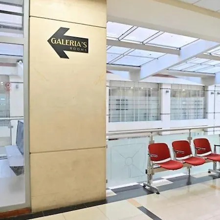 Galerias 1 Central Tirana, Self Check-in