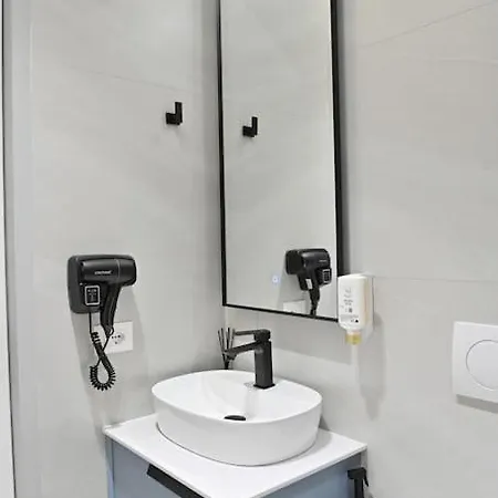 公寓 Galerias 1 Central Tirana, Self Check-in 地拉那