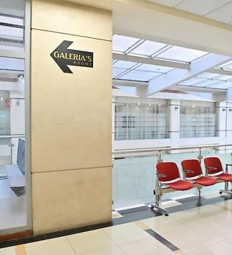 Galerias 1 Central Tirana, Self Check-in